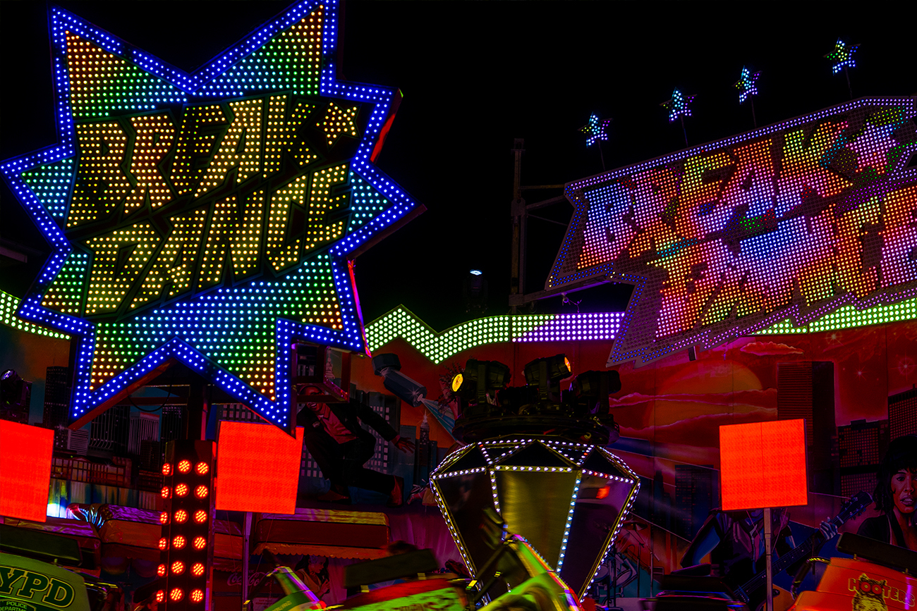 Blütenfest Wiesmoor 2025 – Break Dance mit Lichteffekten